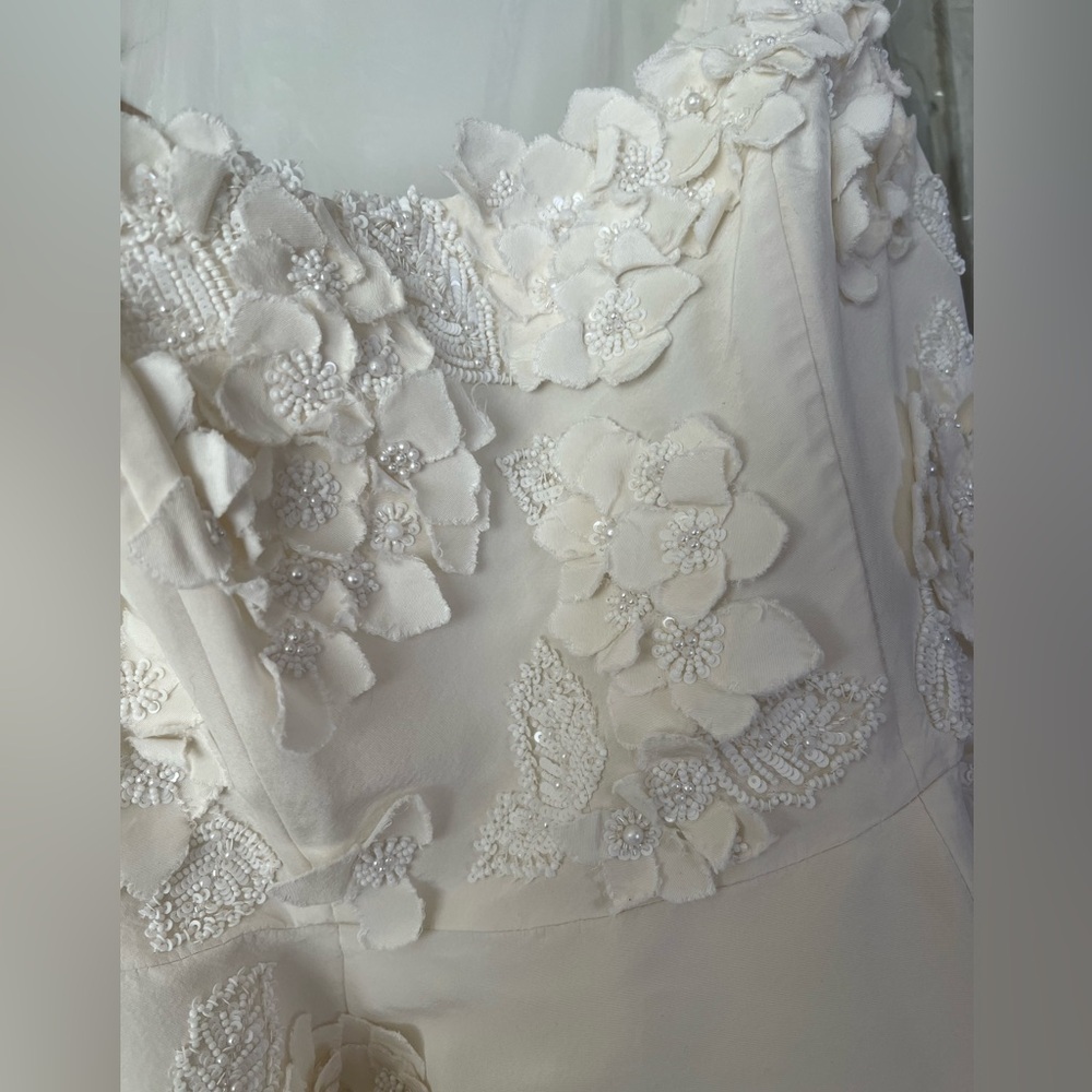 ODLR Fall 2023 Silk Faille Floral + Beaded gown only in a size 8 - Picture 5 of 7